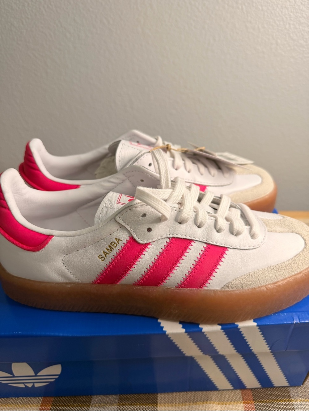 Adidas Sambae J Sneakers - White Shock Pink Gum JP9532 sneakers size 7Y NWT